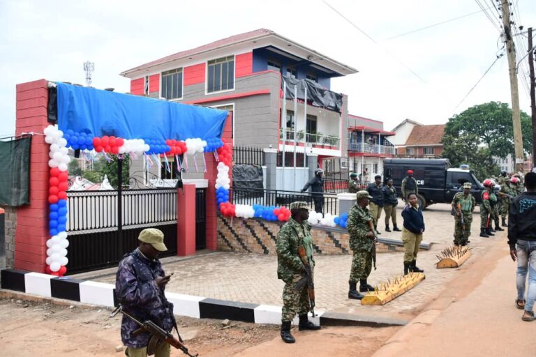 Police Blocks New NUP Office opening in Kampala